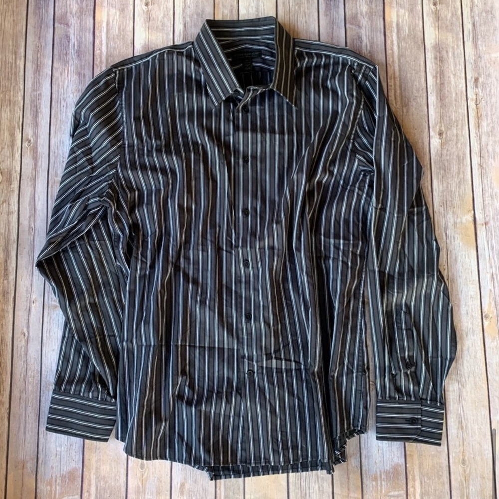 💥2 for $10💥 - Express Men’s Button Down